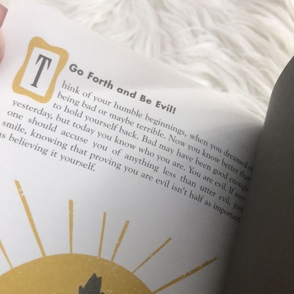 How To Be A Villain (Evil Laughs Secret Lairs) GUC - Picture 13 of 16